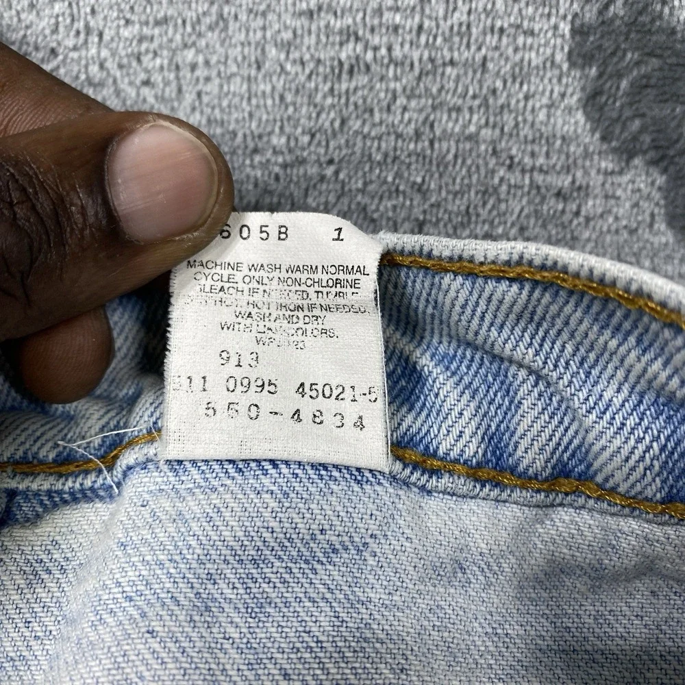 Vintage Levis 550 Jeans Fits 42x31 USA Made 1995 Tapered Relaxed Denim Work Fade